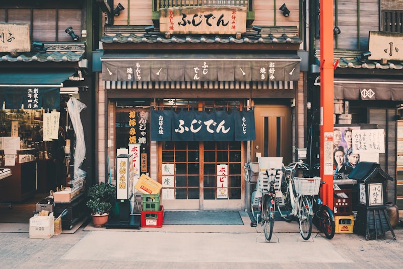Tokyo cityscape representing intermediate Japanese language level — JLPT N3 at NIHOんDIA